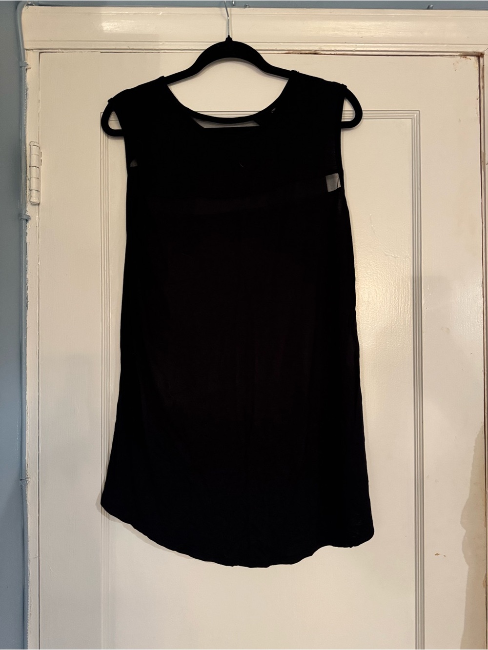 For Cynthia Black Sleeveless Crewneck Tank Style Blouse